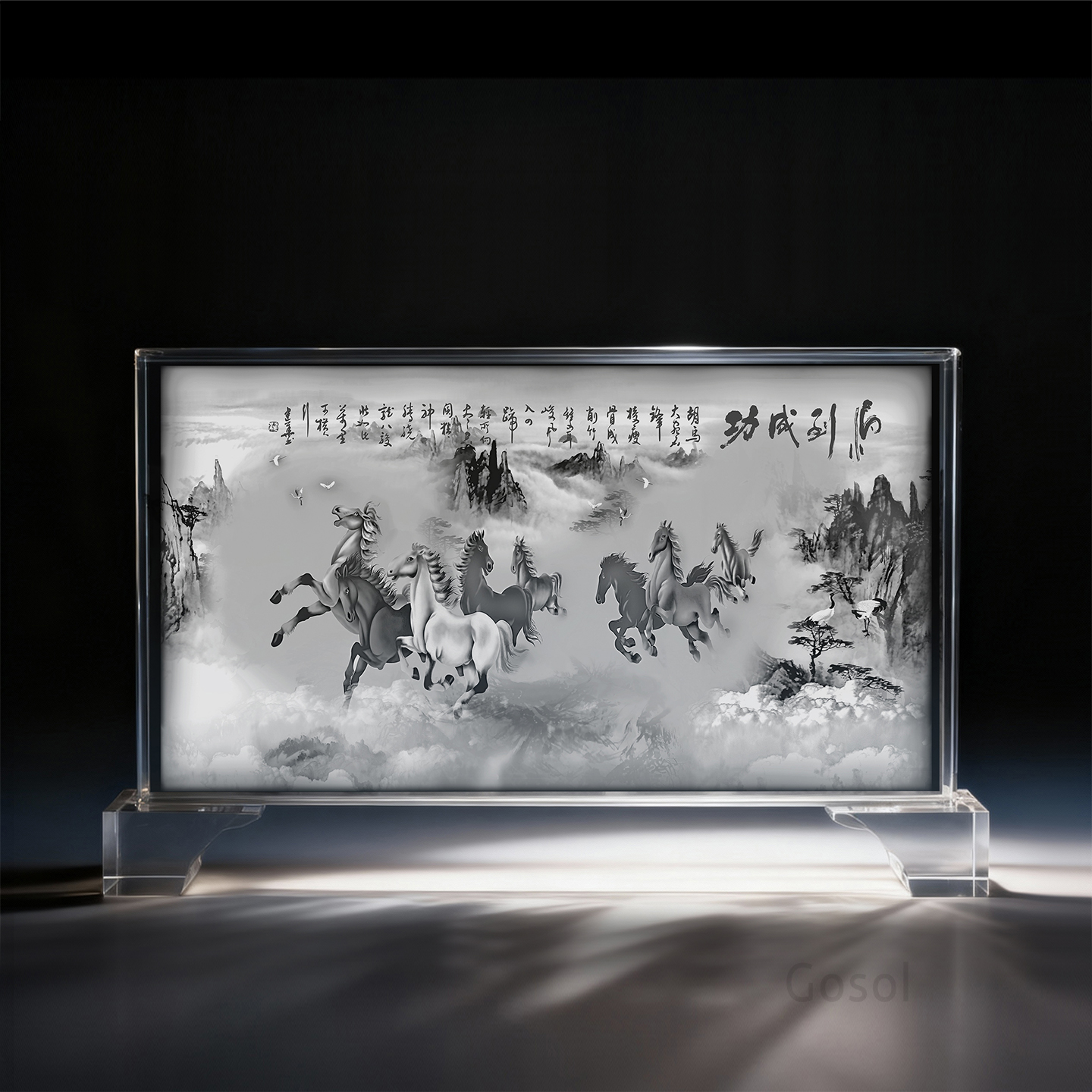 商务水晶礼品套装展示，多个不同形状水晶礼品排列，展现其多样化定制选项